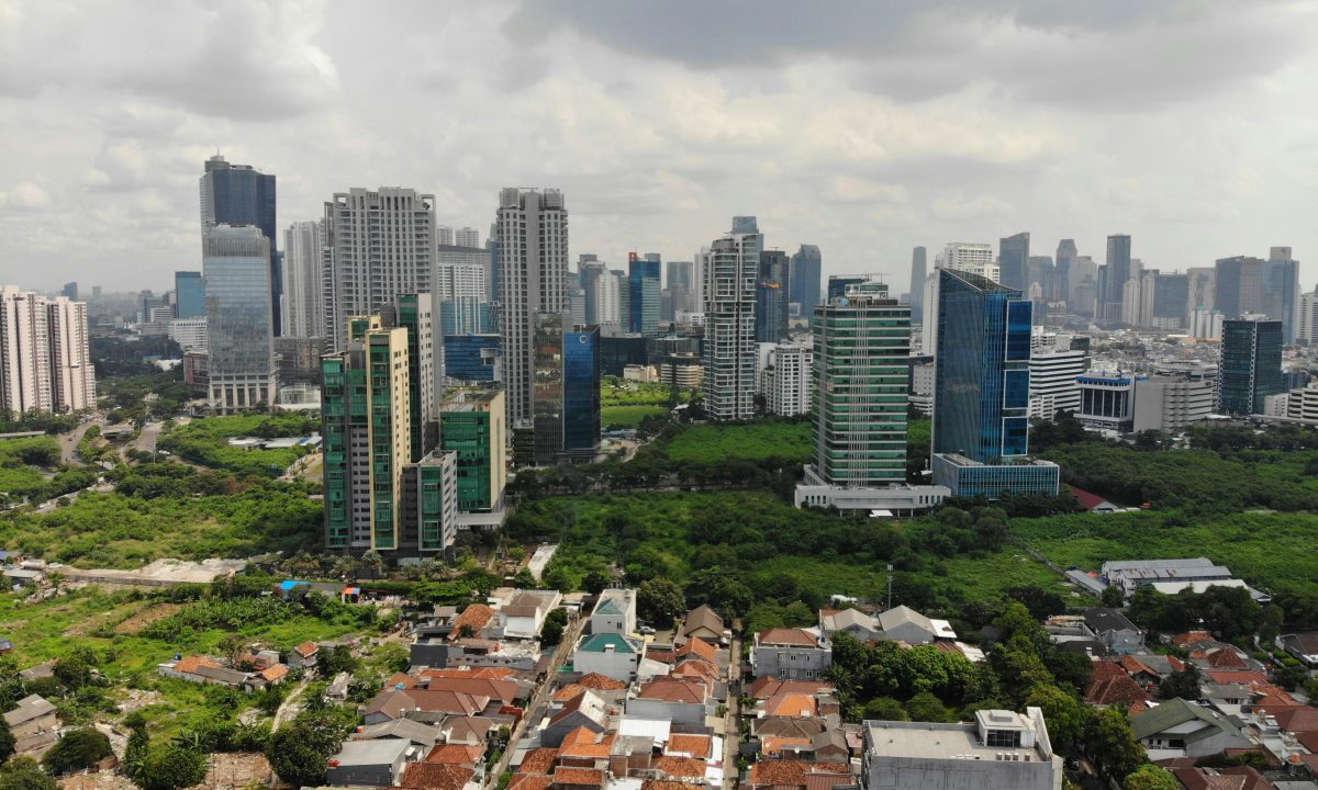 Pemandangan permukiman sebagai ilustrasi sektor properti